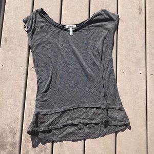 Aeropostale grey no sleeve top with lace on bottom
